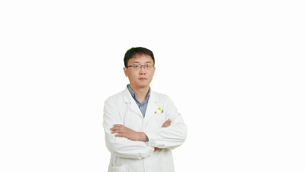 北京两广王新贤医生,中医内科医学博士,肝病专家!